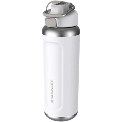 Stanley Classic Wellspring 710 ml recycled stainless steel insulated water bottle