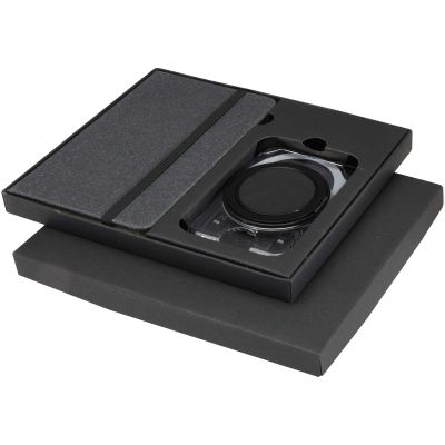 Kern A6 hard cover notebook and MagSafe wallet gift set 